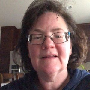 Meet your Posher, Monica